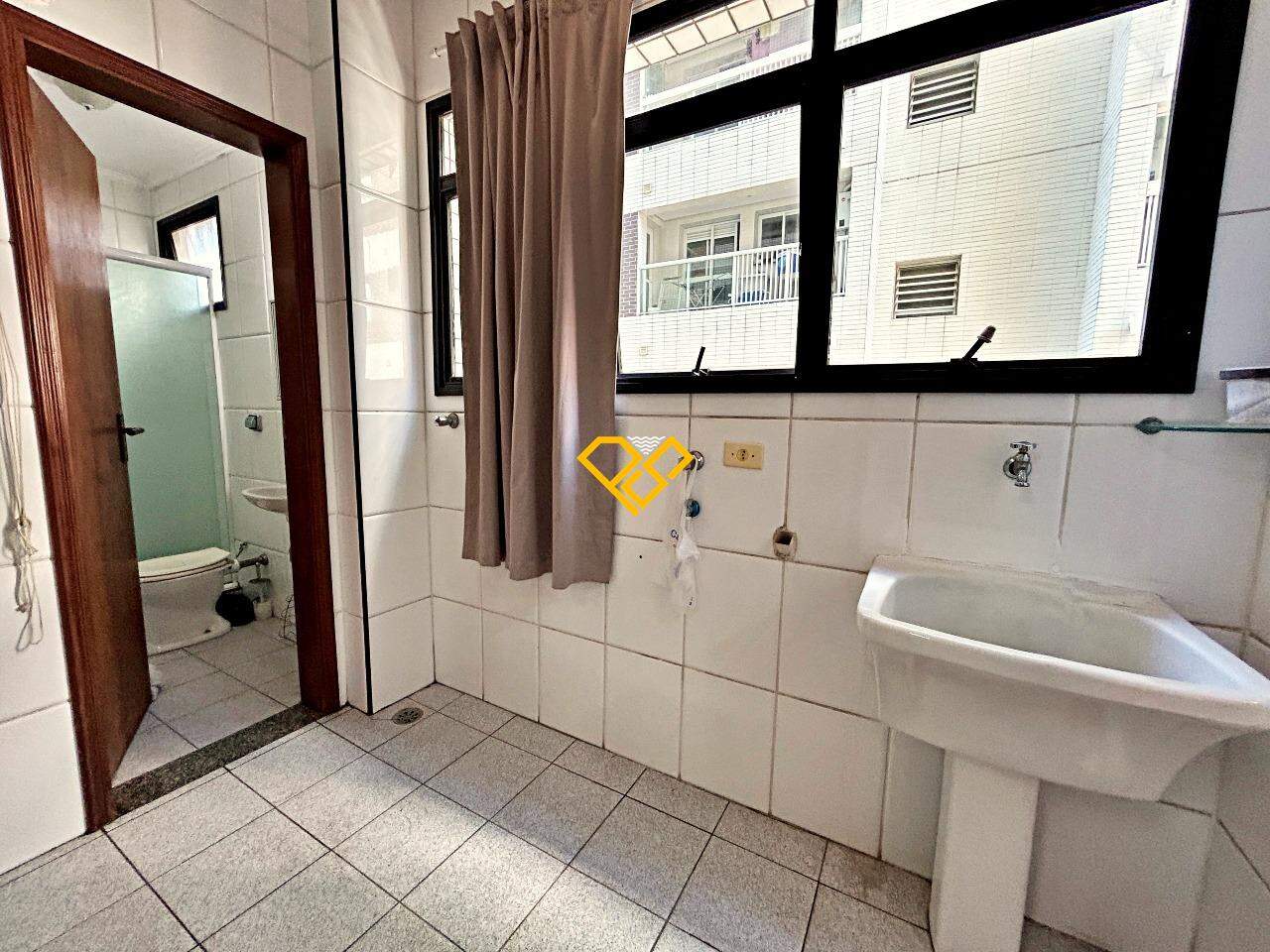 Apartamento para aluguel no Aparecida: Área de serviço