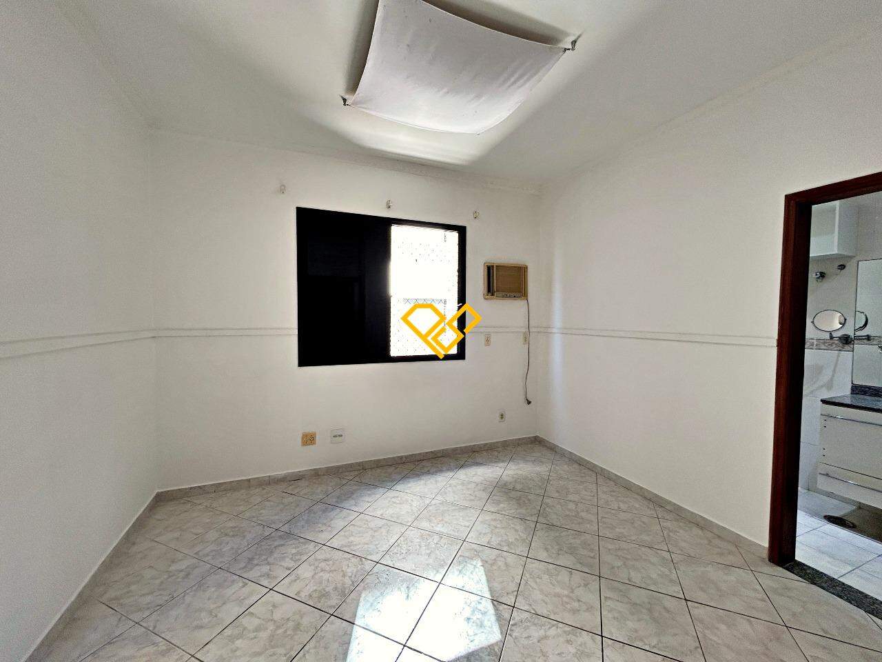 Apartamento para aluguel no Aparecida: Dormitório 1 - suíte
