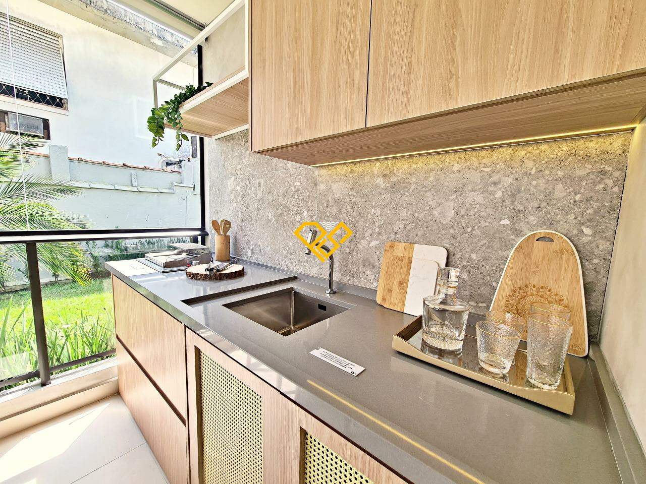 Apartamento à venda no Ponta da Praia: