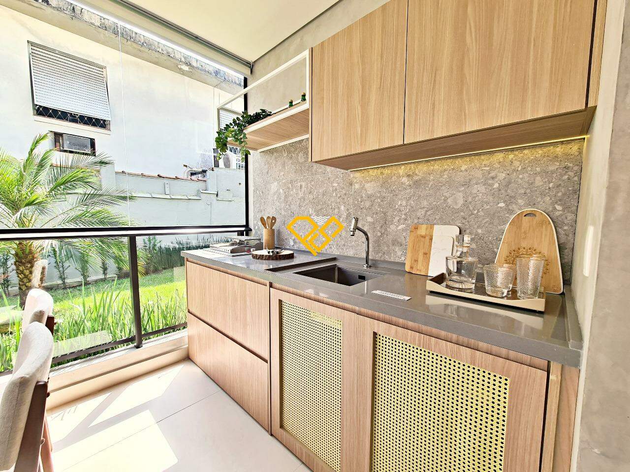 Apartamento à venda no Ponta da Praia: