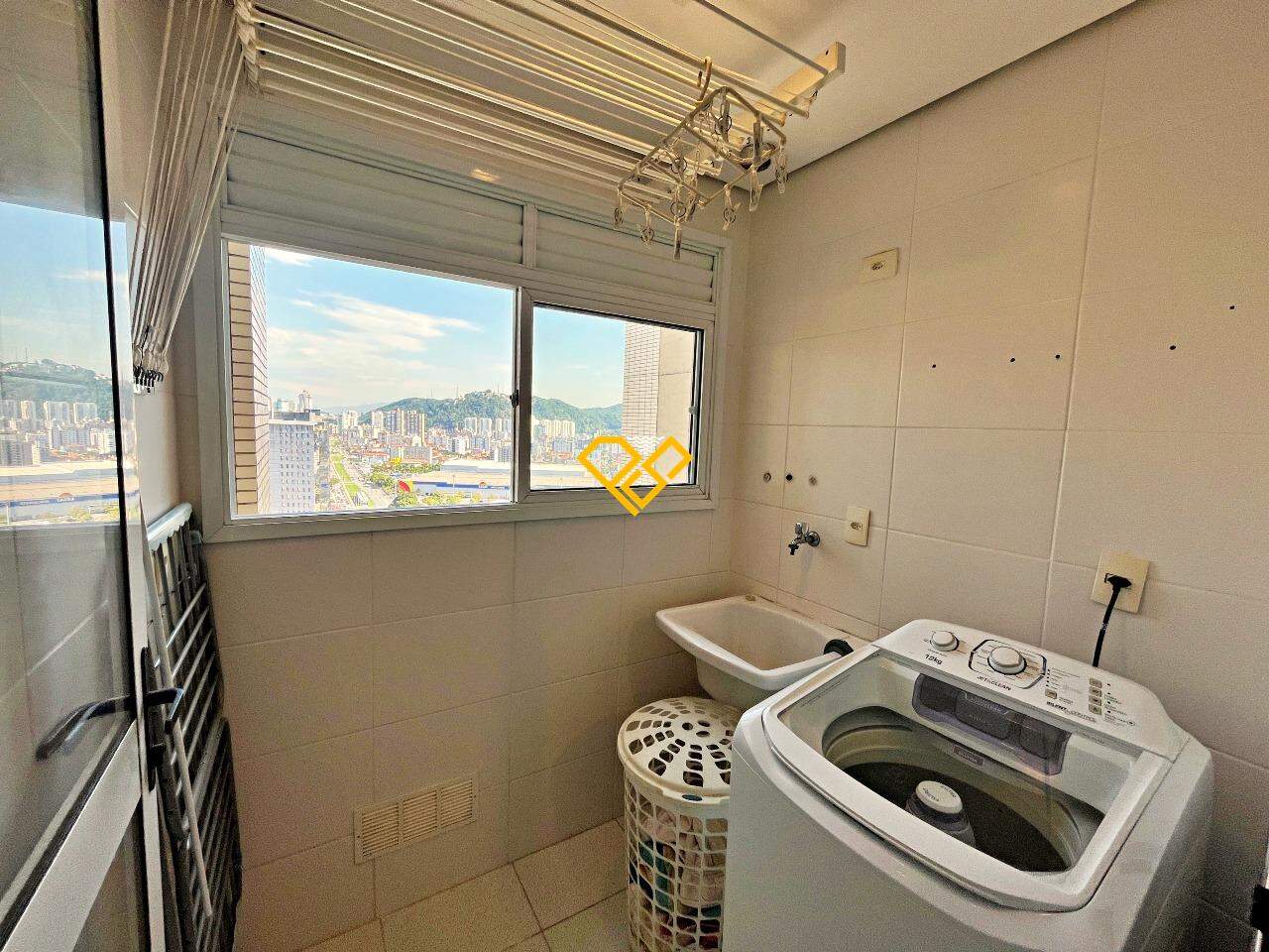 Apartamento à venda no Gonzaga: Área de serviço