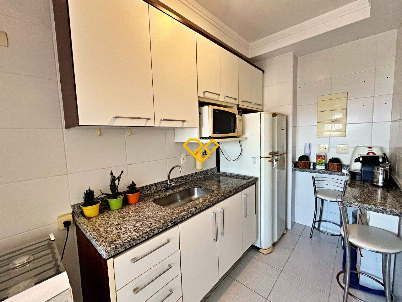 Apartamento à venda no Gonzaga: Cozinha