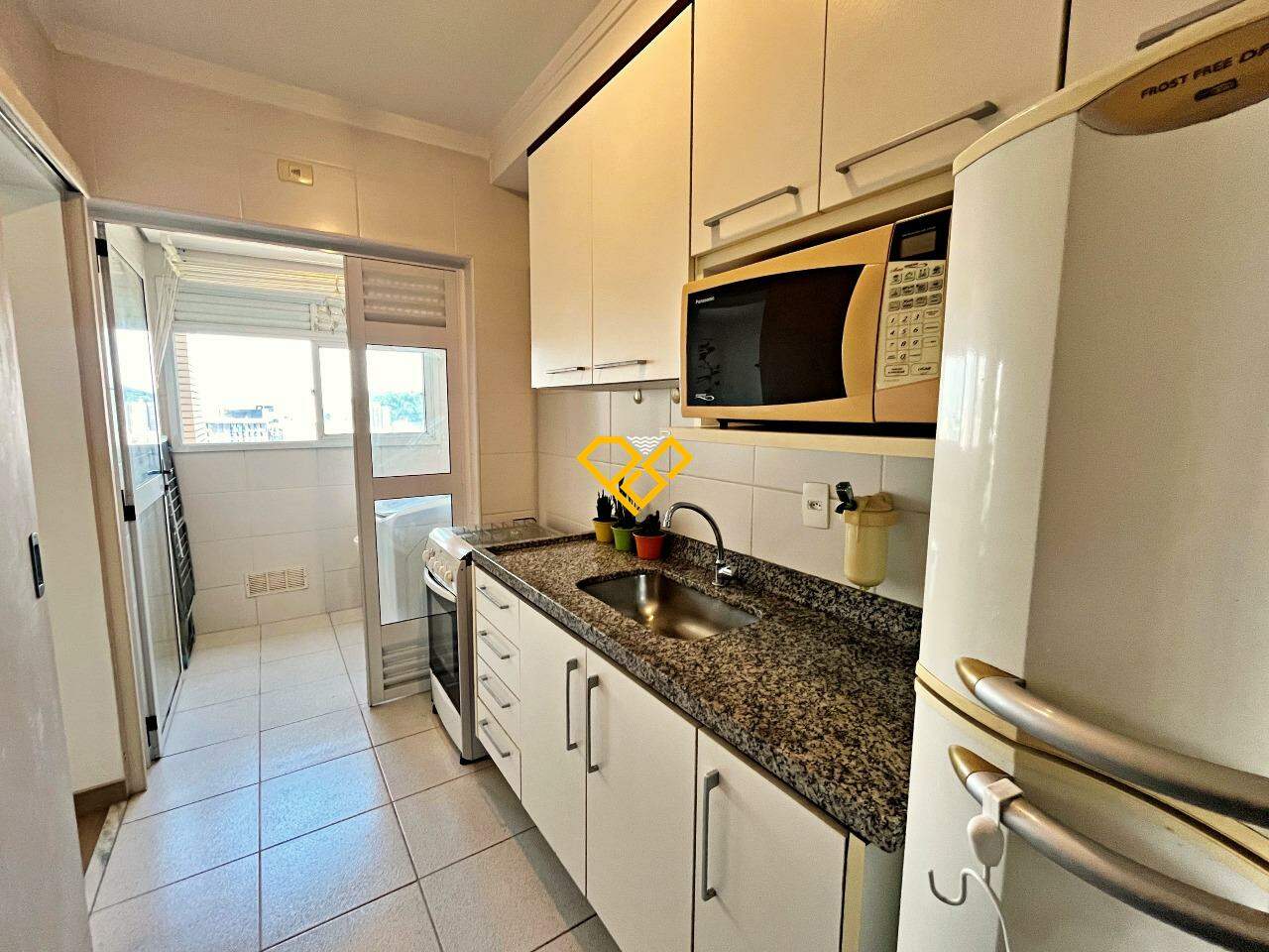 Apartamento à venda no Gonzaga: Cozinha