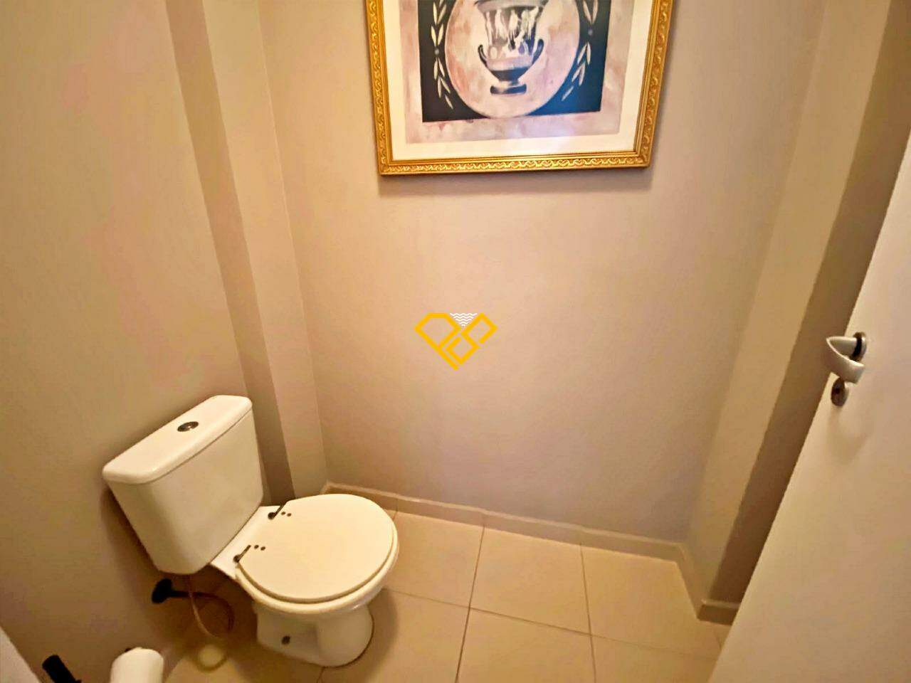 Apartamento à venda no Gonzaga: Lavabo