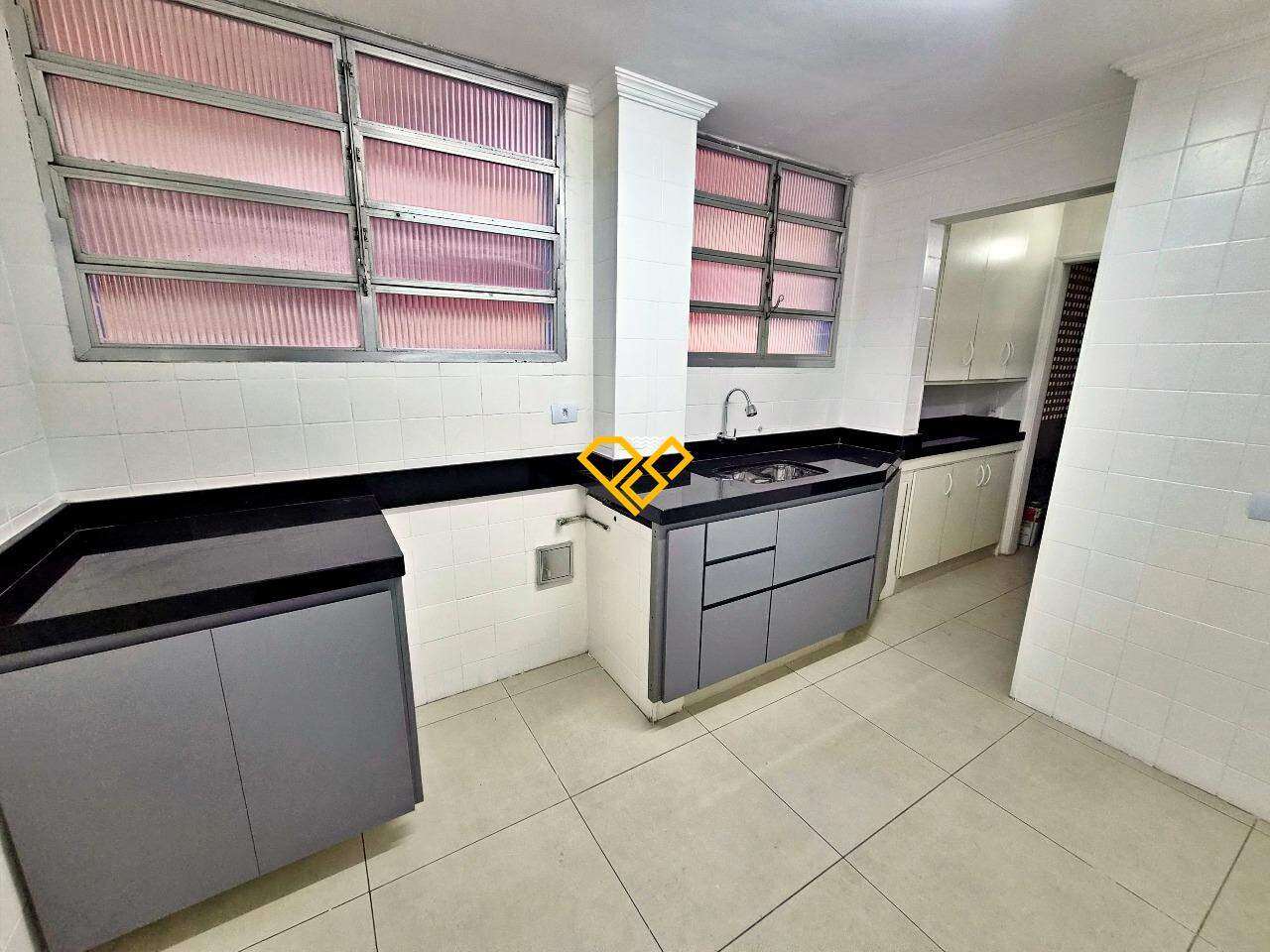 Apartamento para aluguel no Aparecida: Cozinha