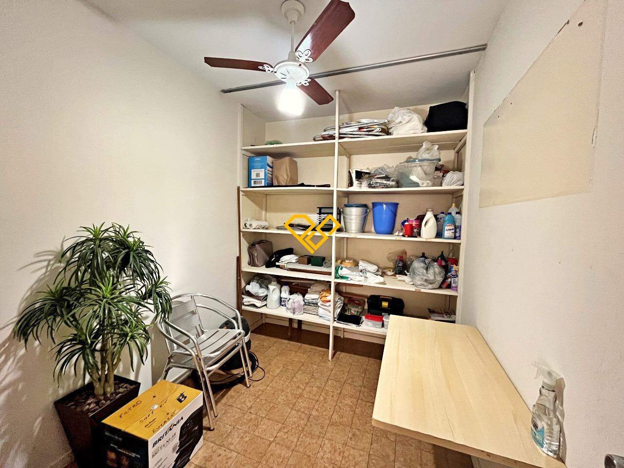 Apartamento à venda no Pompéia: Dependência
