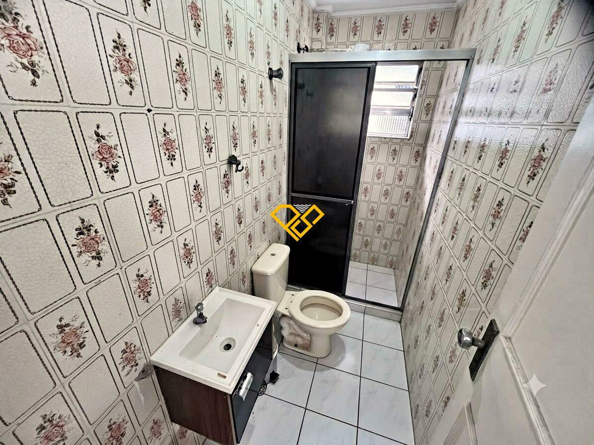 Casa à venda no Vila Belmiro: Wc social da edícula