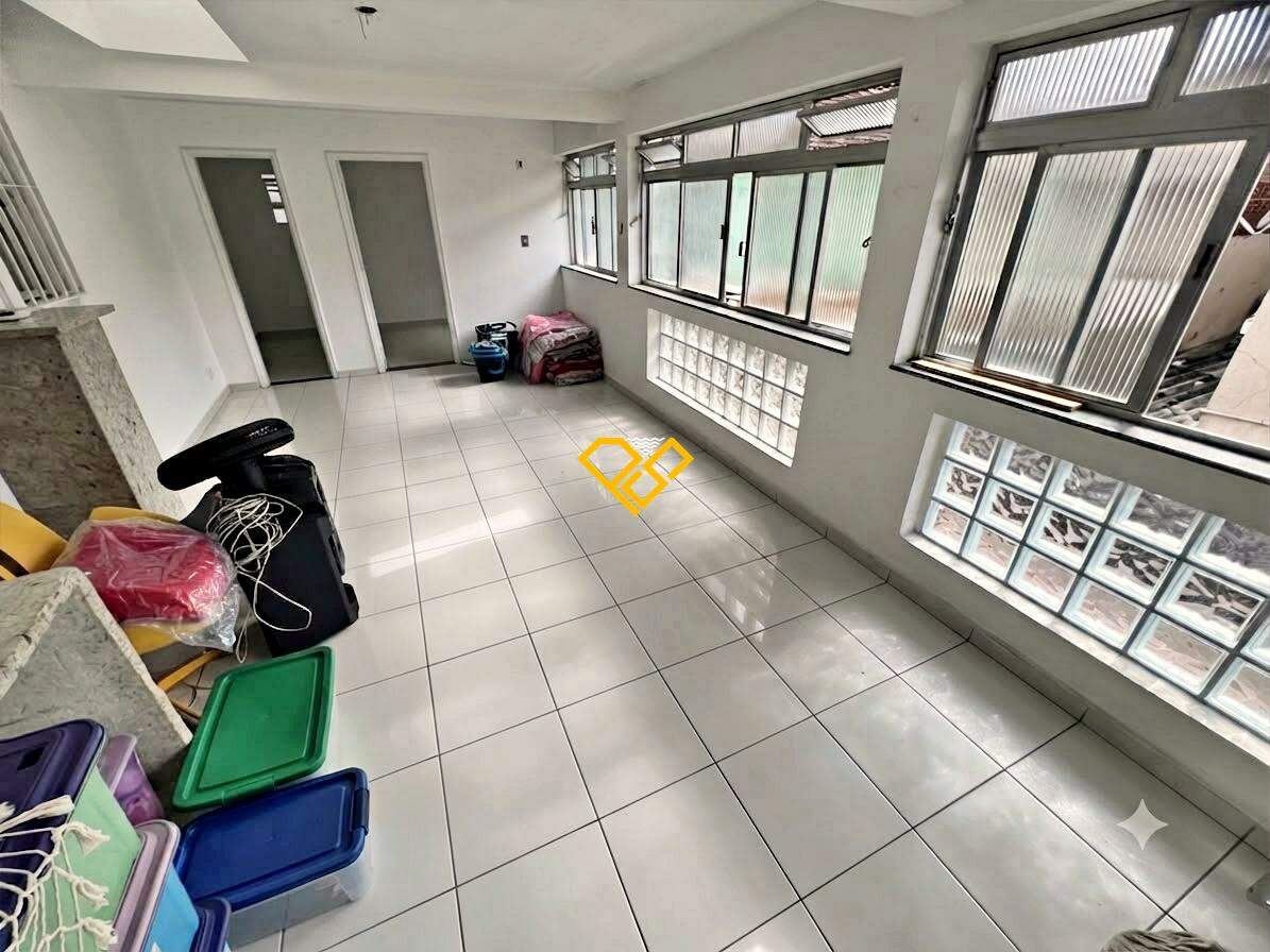 Casa à venda no Vila Belmiro: Edícula