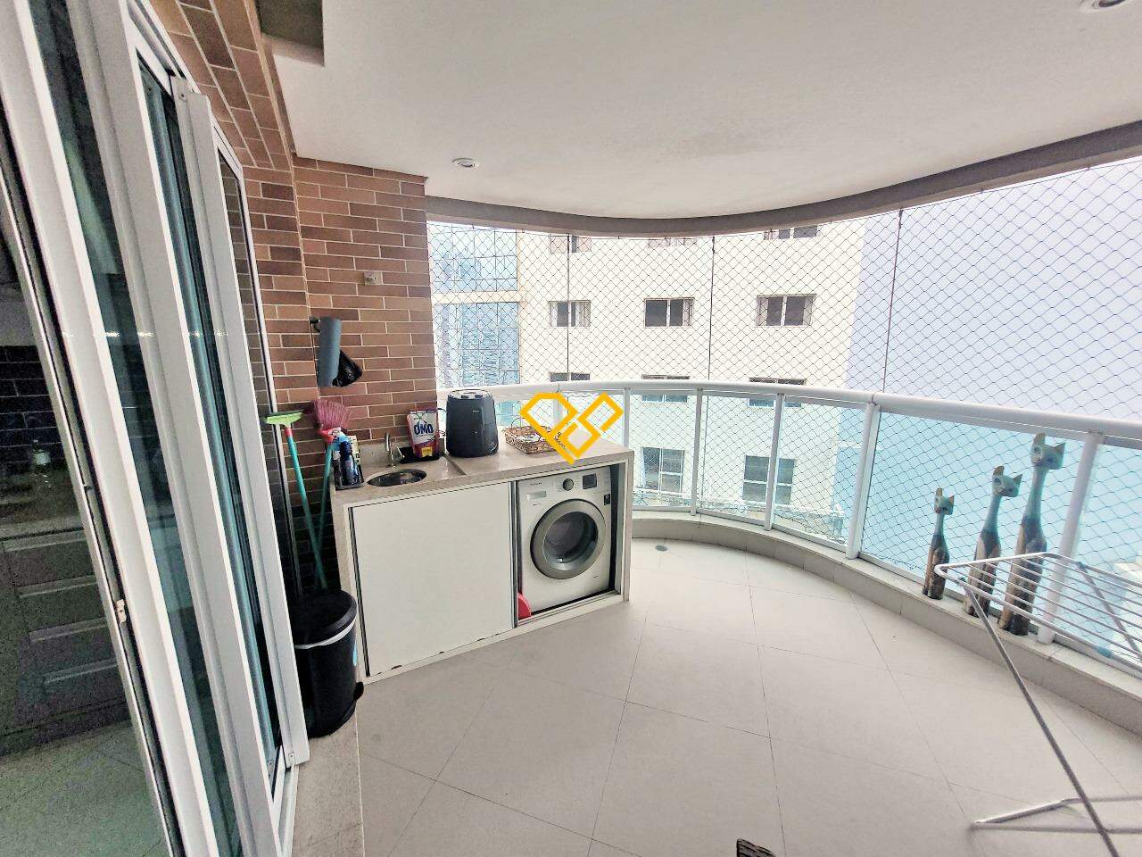 Apartamento para aluguel no Pompéia: Varanda