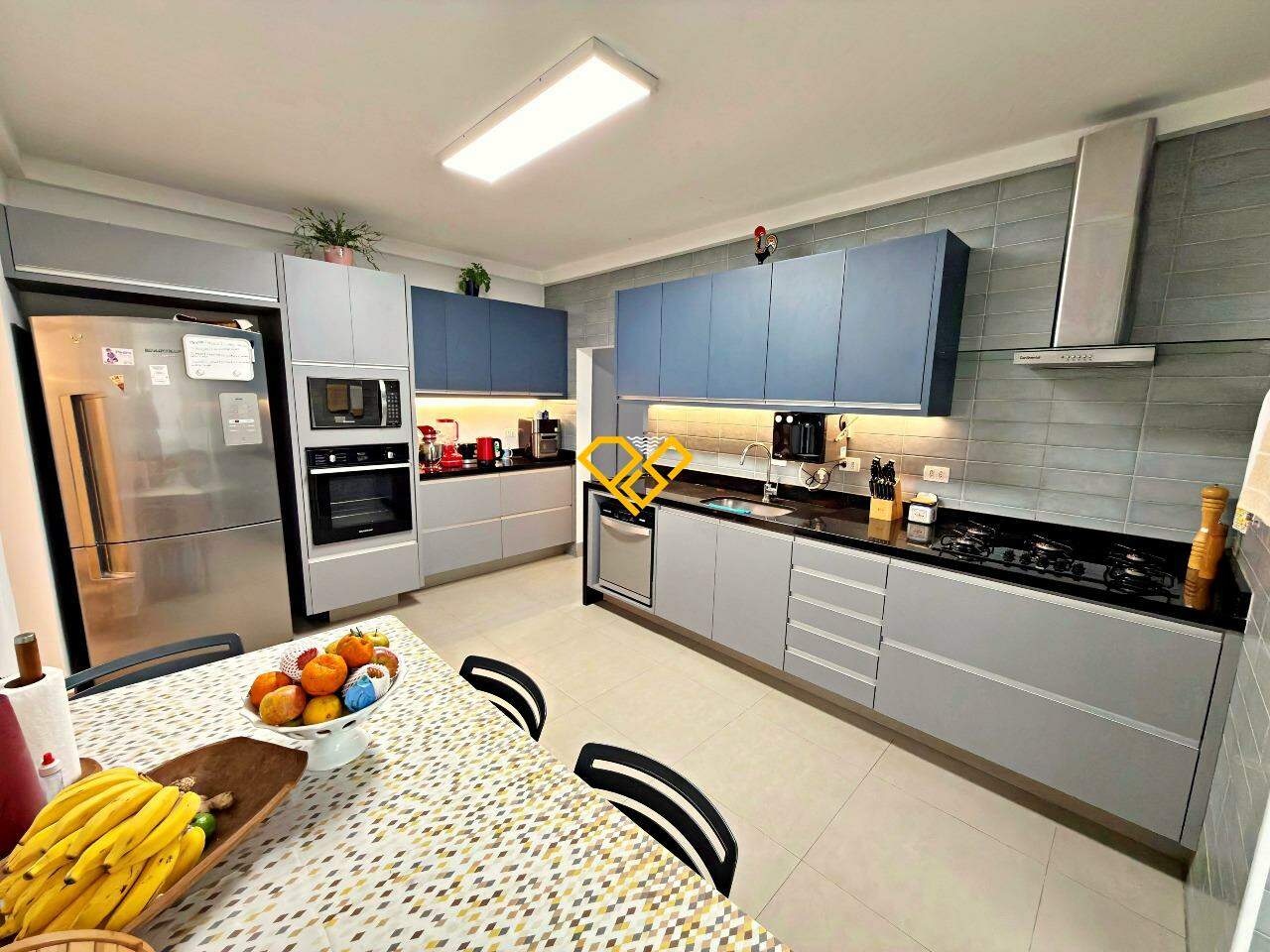Apartamento à venda no Gonzaga: Cozinha