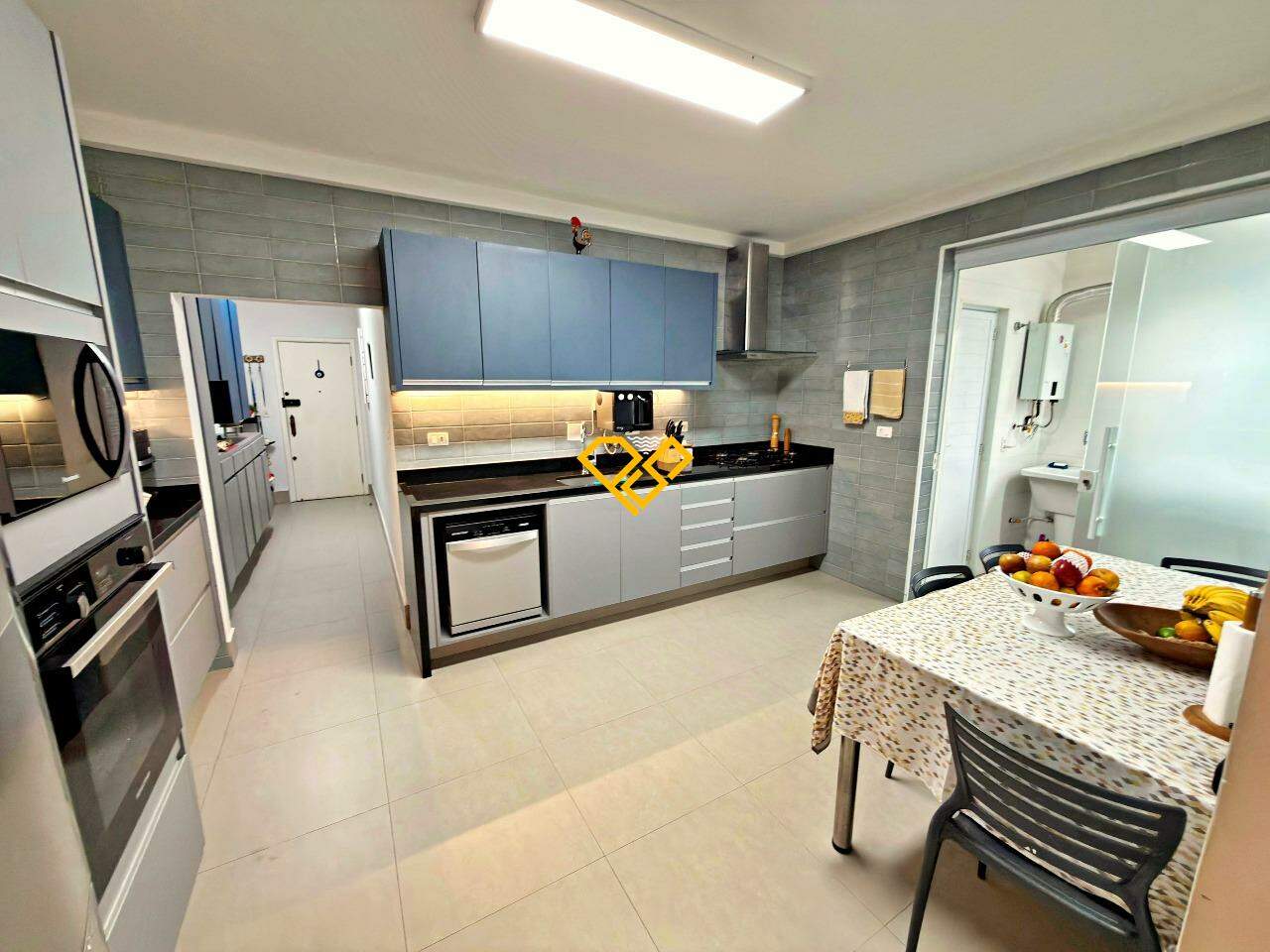 Apartamento à venda no Gonzaga: Cozinha