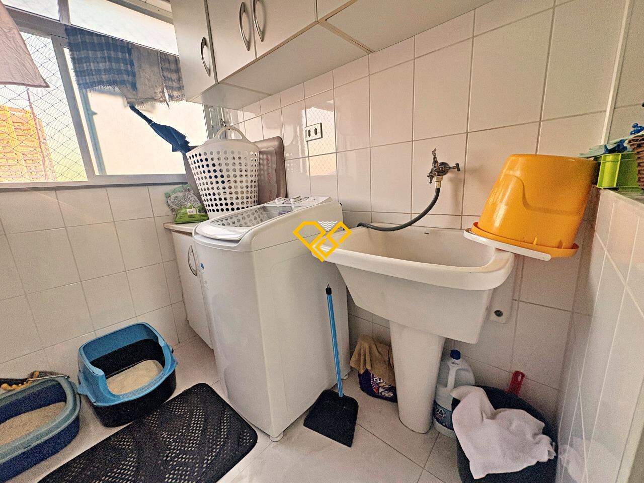 Apartamento para aluguel no Encruzilhada: Área de serviço