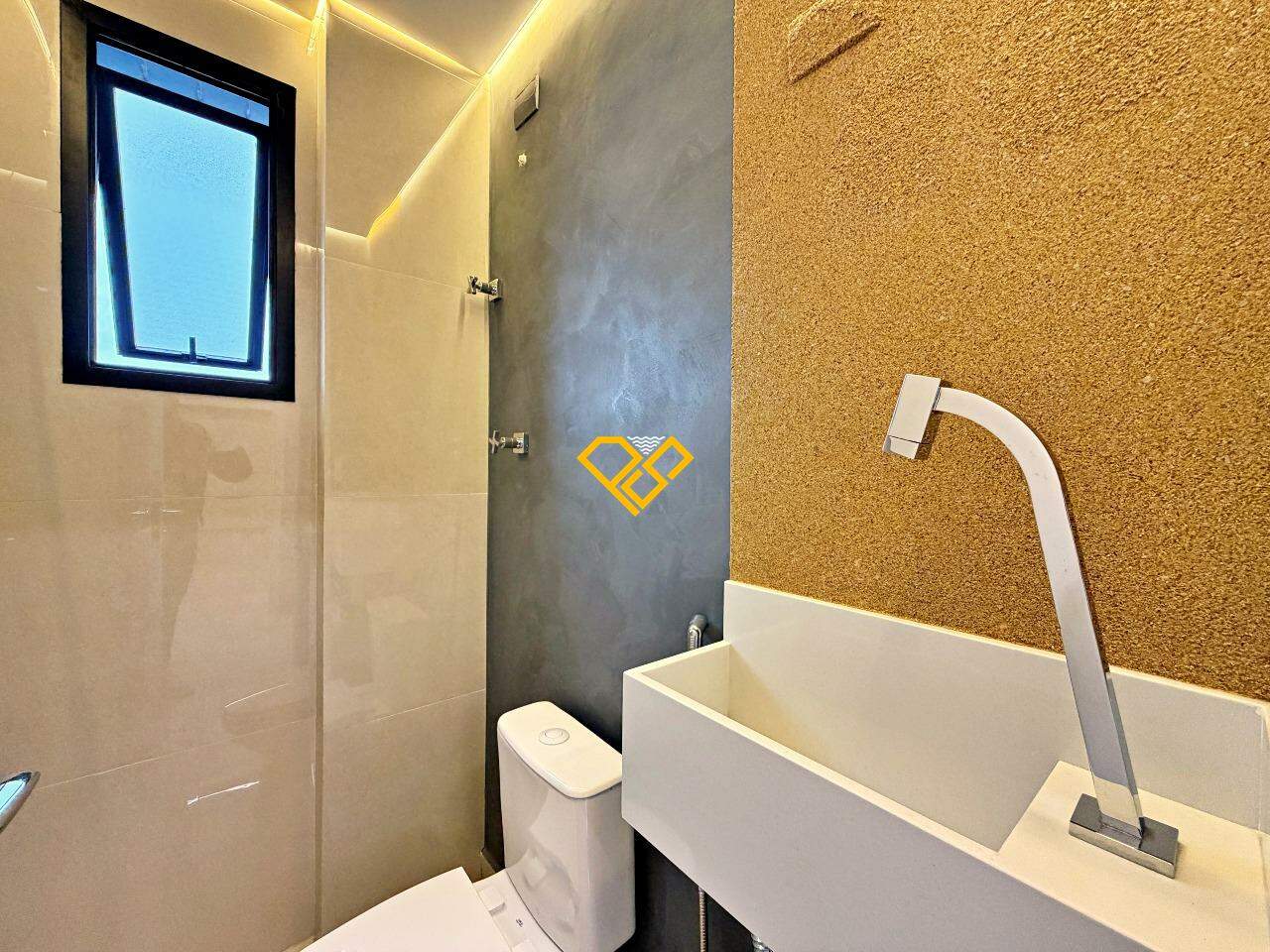 Apartamento à venda no Boqueirão: Lavabo