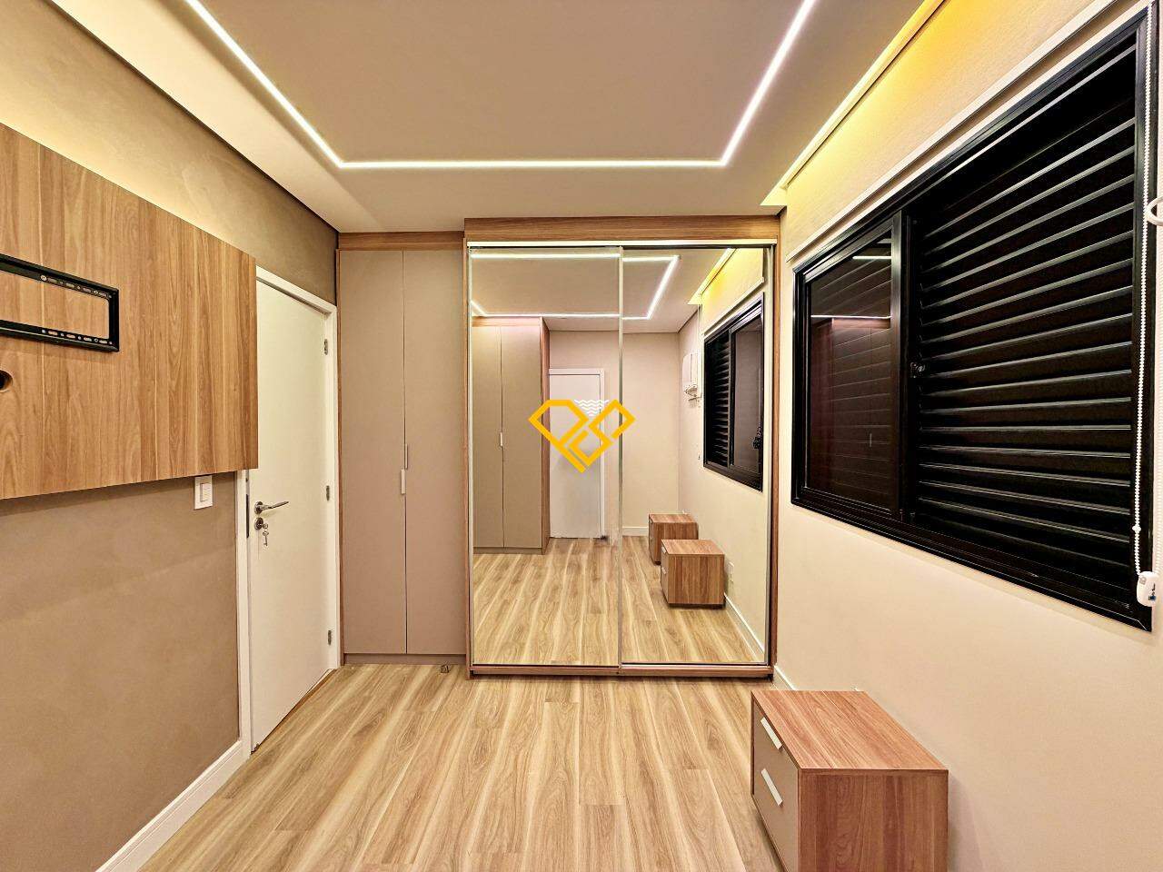 Apartamento à venda no Boqueirão: Dormitório 1 - suíte