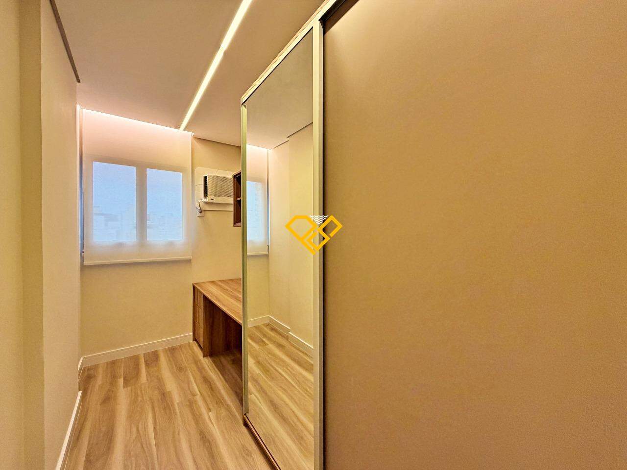 Apartamento à venda no Boqueirão: Escritório