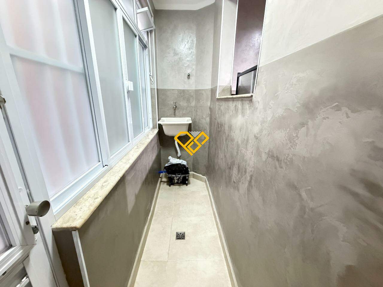 Apartamento à venda no Boqueirão: Área de serviço