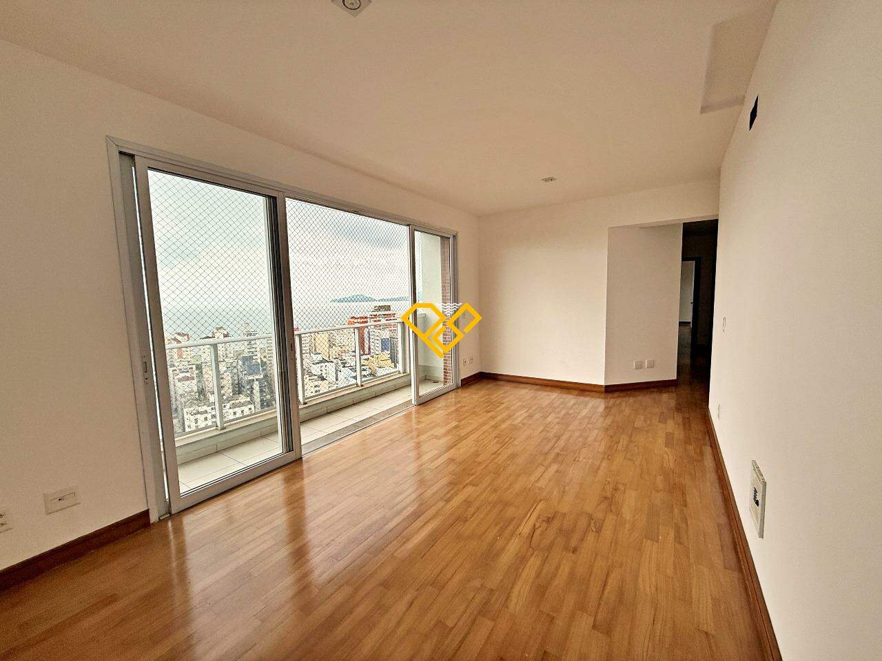 Apartamento para aluguel no Boqueirão: Sala de tv