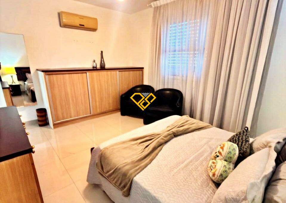 Casa à venda no Ponta da Praia: