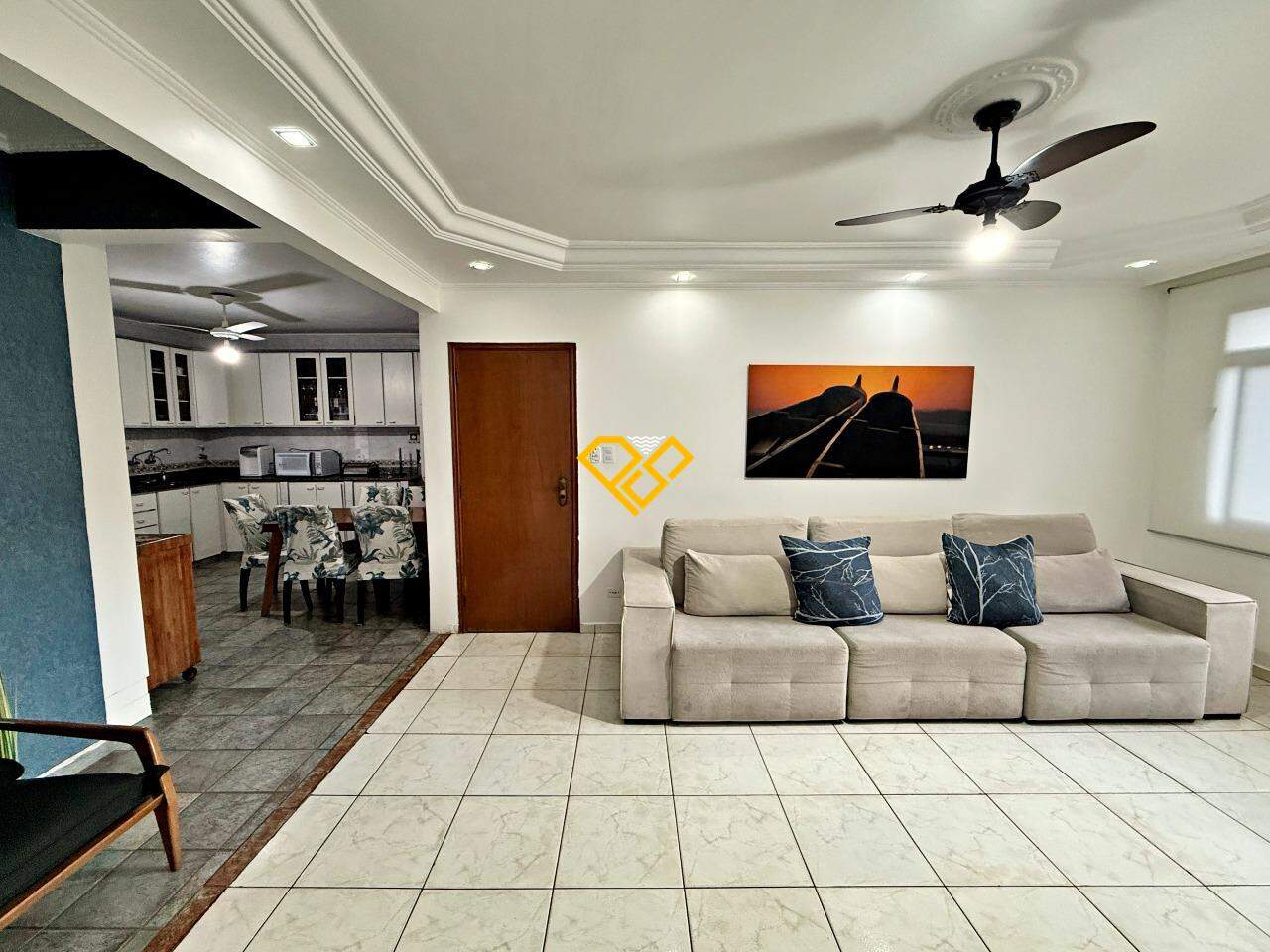 Apartamento à venda no Embaré: Sala