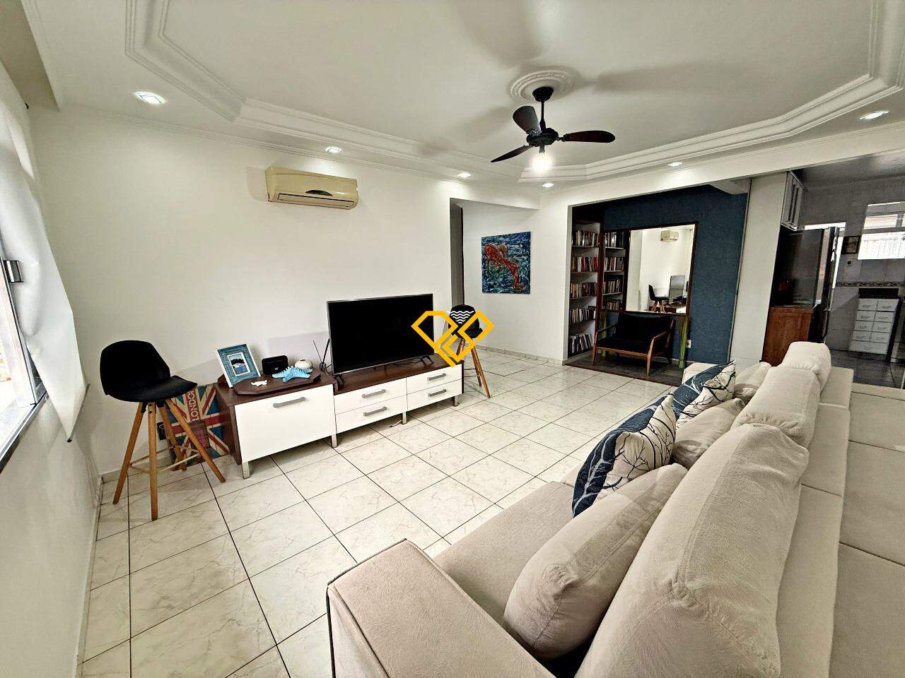 Apartamento à venda no Embaré: Sala