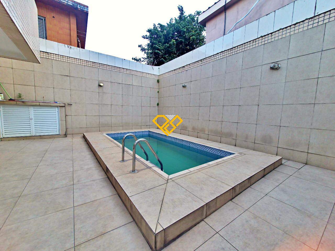Sobrado à venda no Vila Belmiro: Piscina
