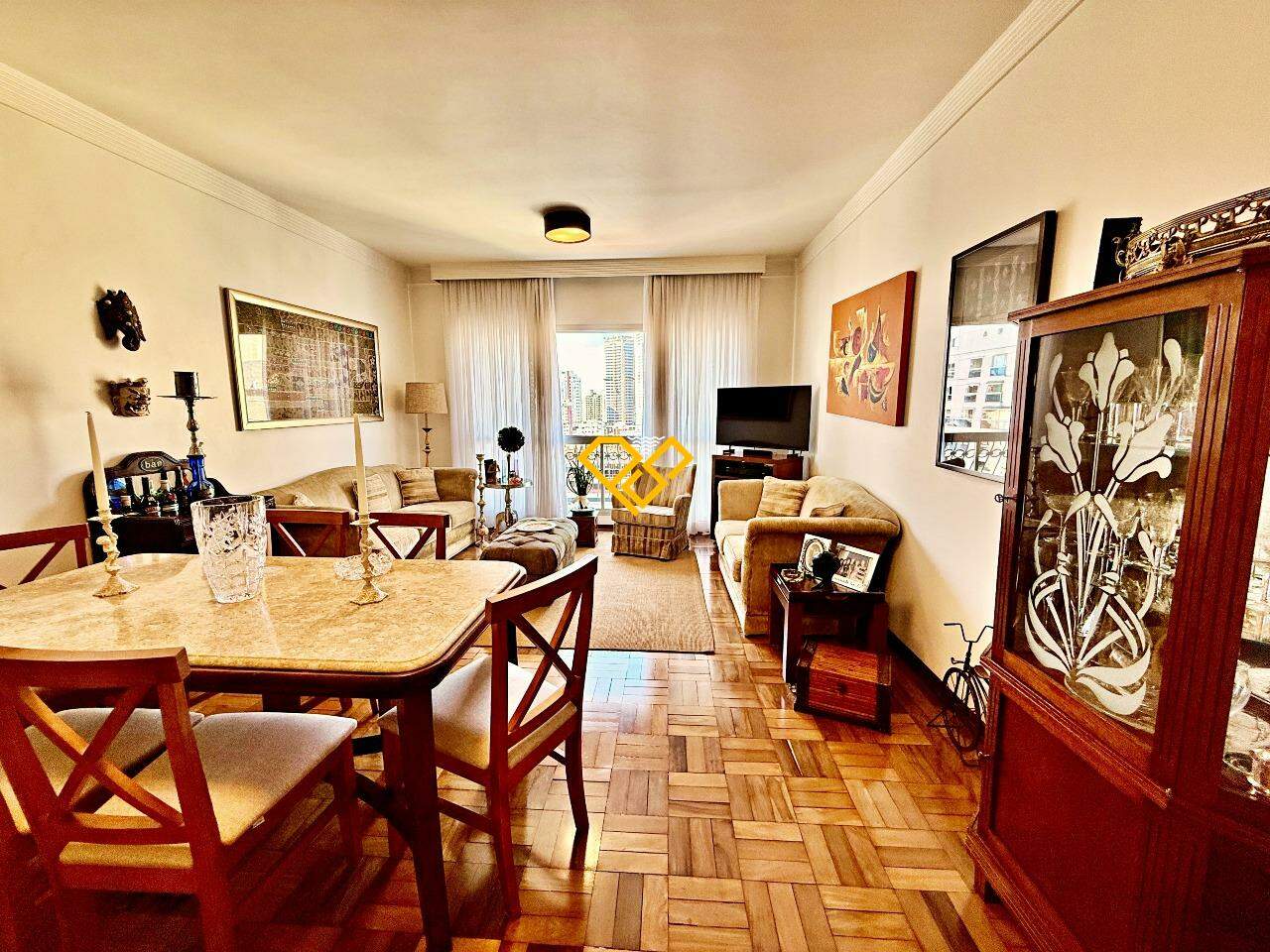 Apartamento à venda no Ponta da Praia: Sala
