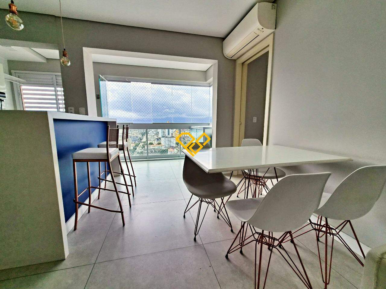 Apartamento para aluguel no Boqueirão: Sala e varanda