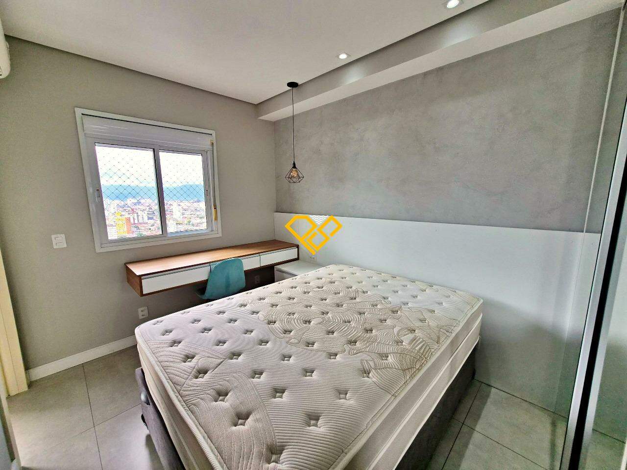 Apartamento para aluguel no Boqueirão: Dormitório - suíte
