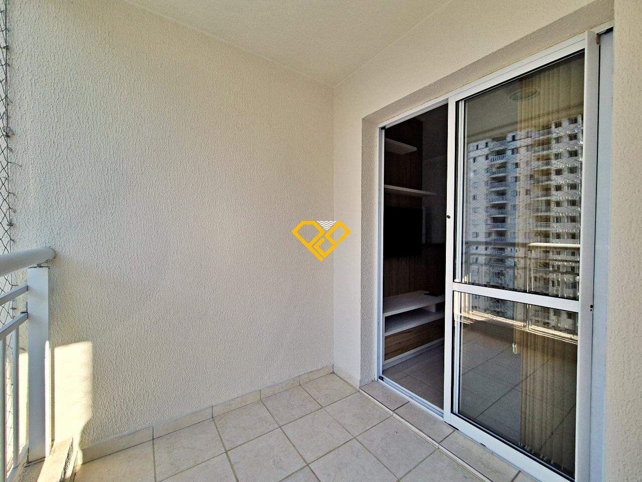 Apartamento à venda no Marapé: Varanda
