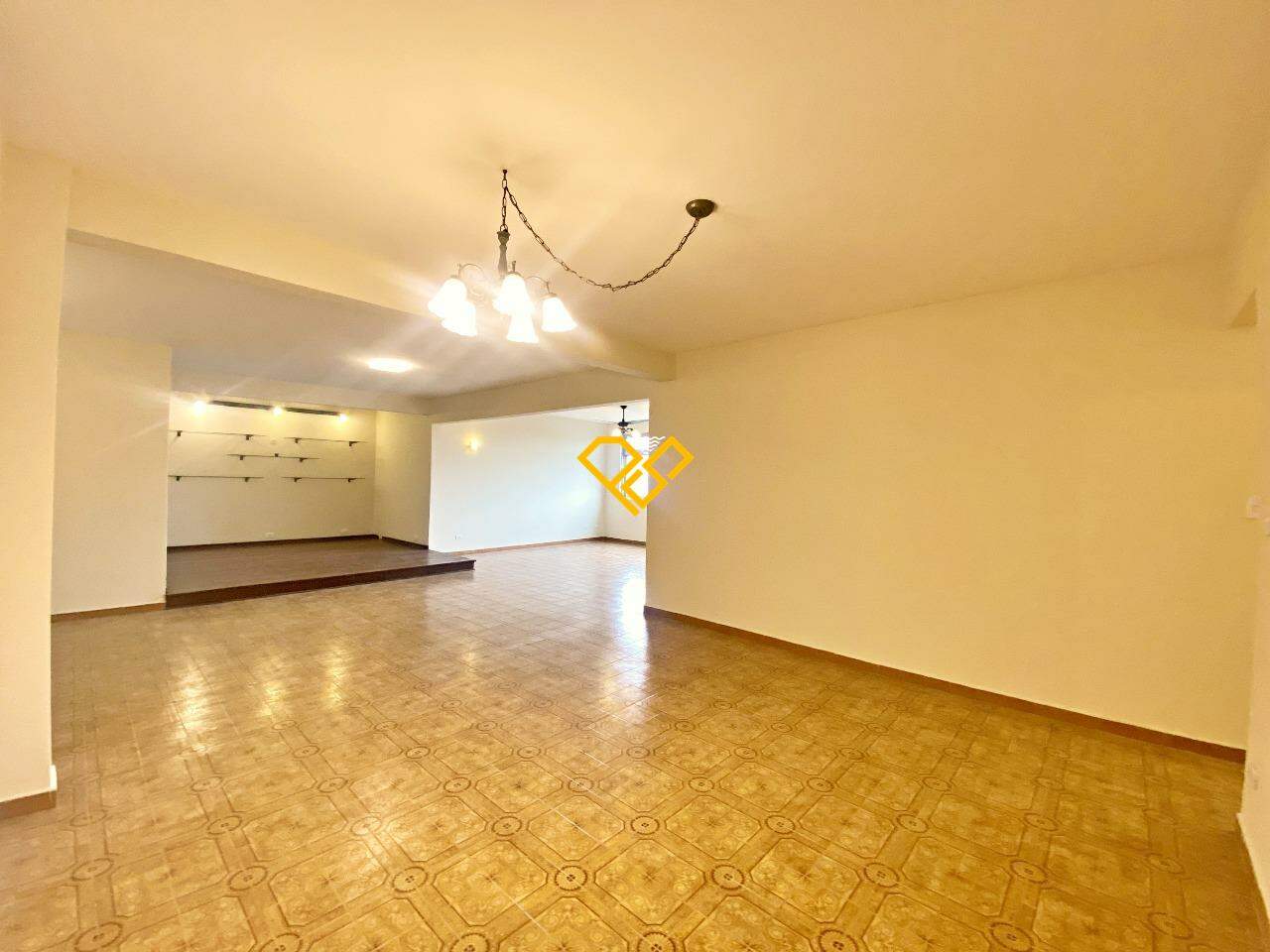 Apartamento para aluguel no Embaré: Sala