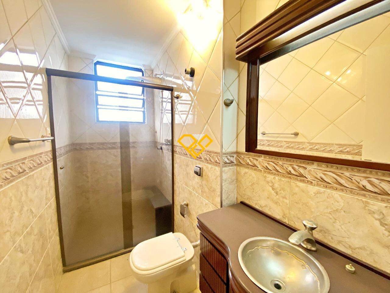 Apartamento para aluguel no Embaré: 