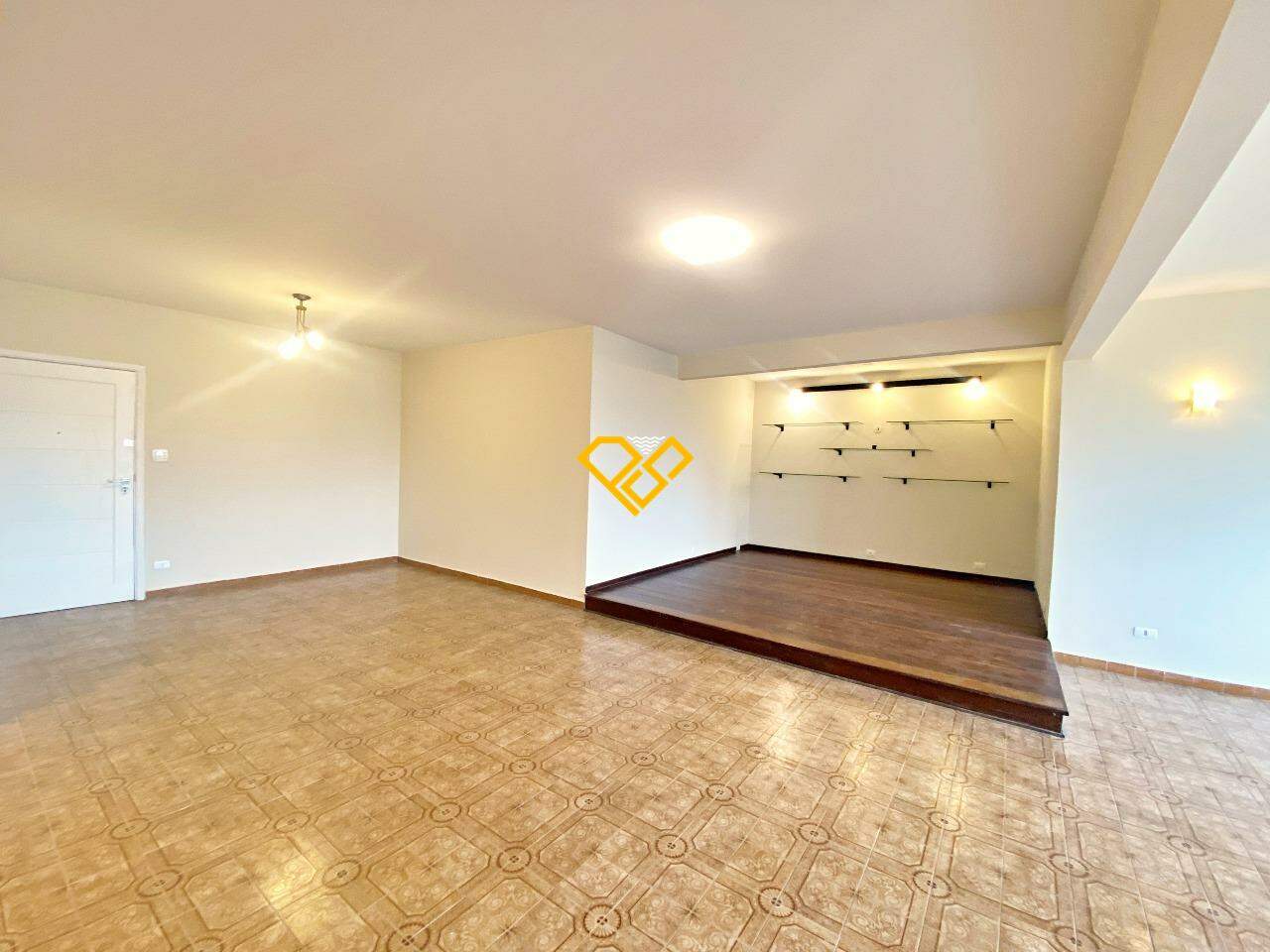 Apartamento para aluguel no Embaré: Sala