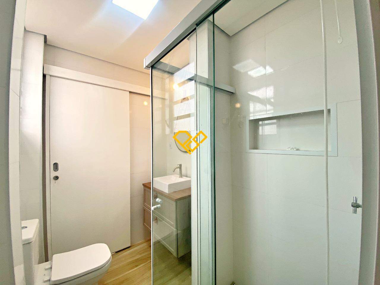 Apartamento para aluguel no Embaré: Wc suíte 1