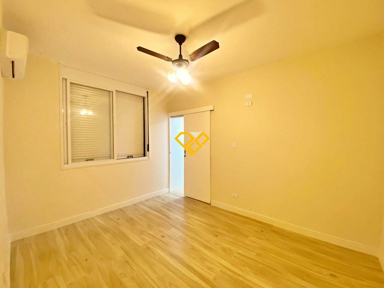 Apartamento para aluguel no Embaré: Dormitório 1 - suíte