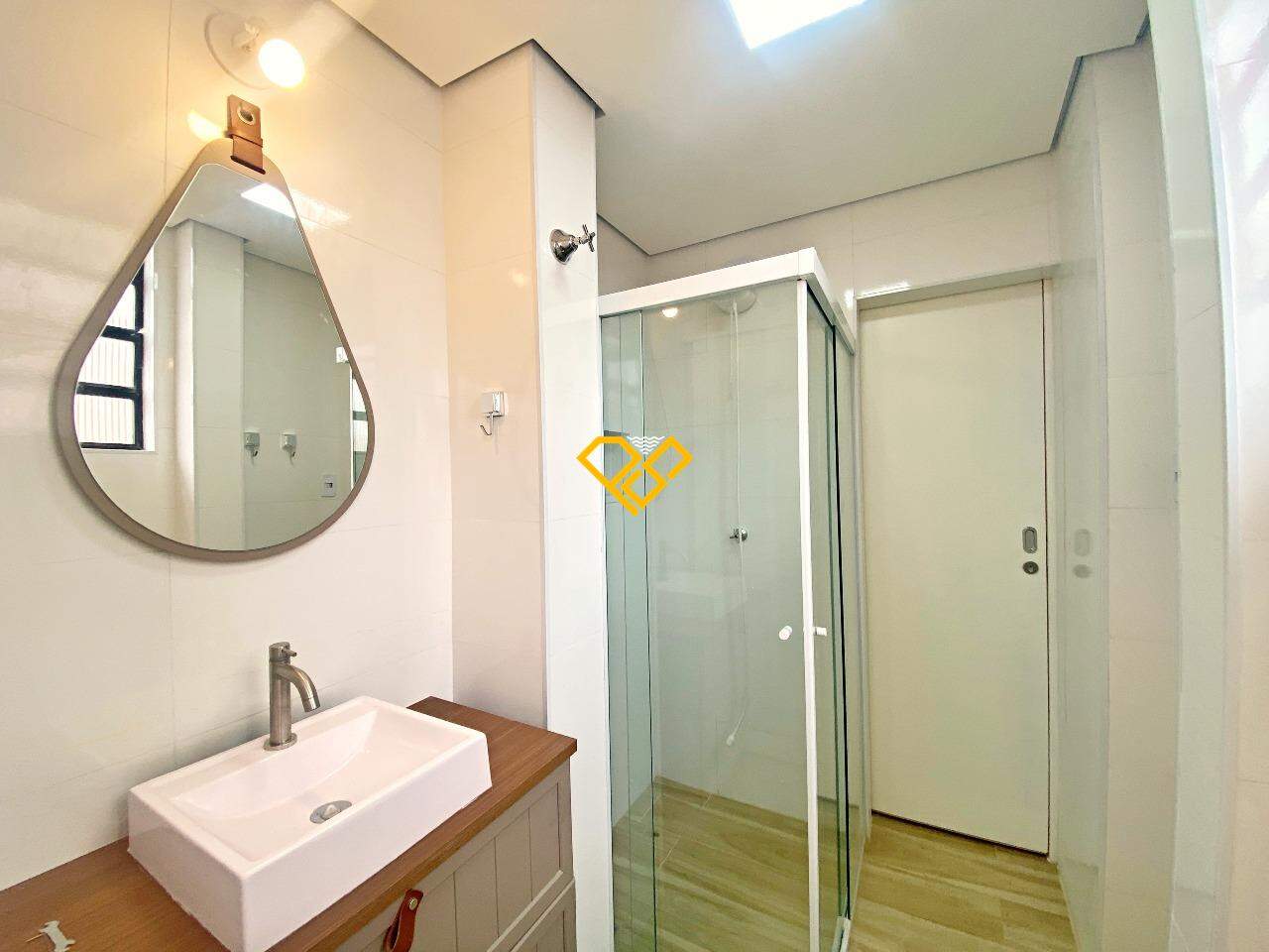 Apartamento para aluguel no Embaré: Wc suíte 1