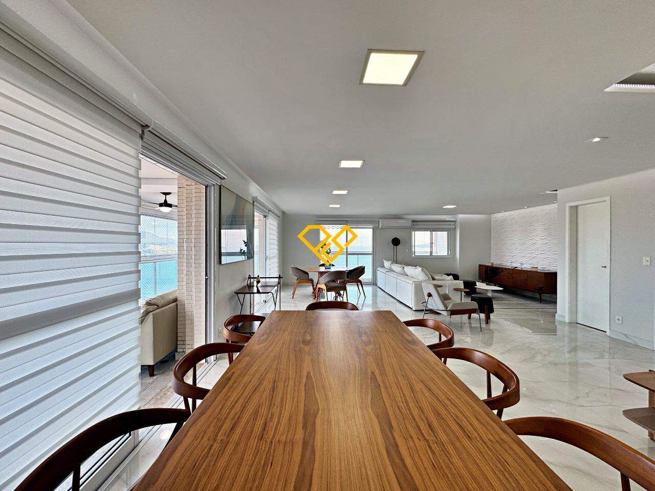 Apartamento para aluguel no Embaré: Sala