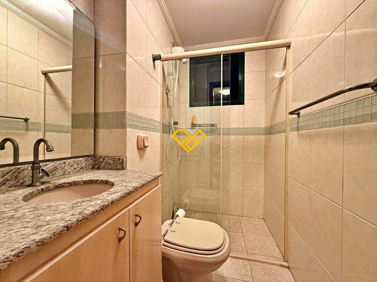 Apartamento à venda no Embaré: Wc social