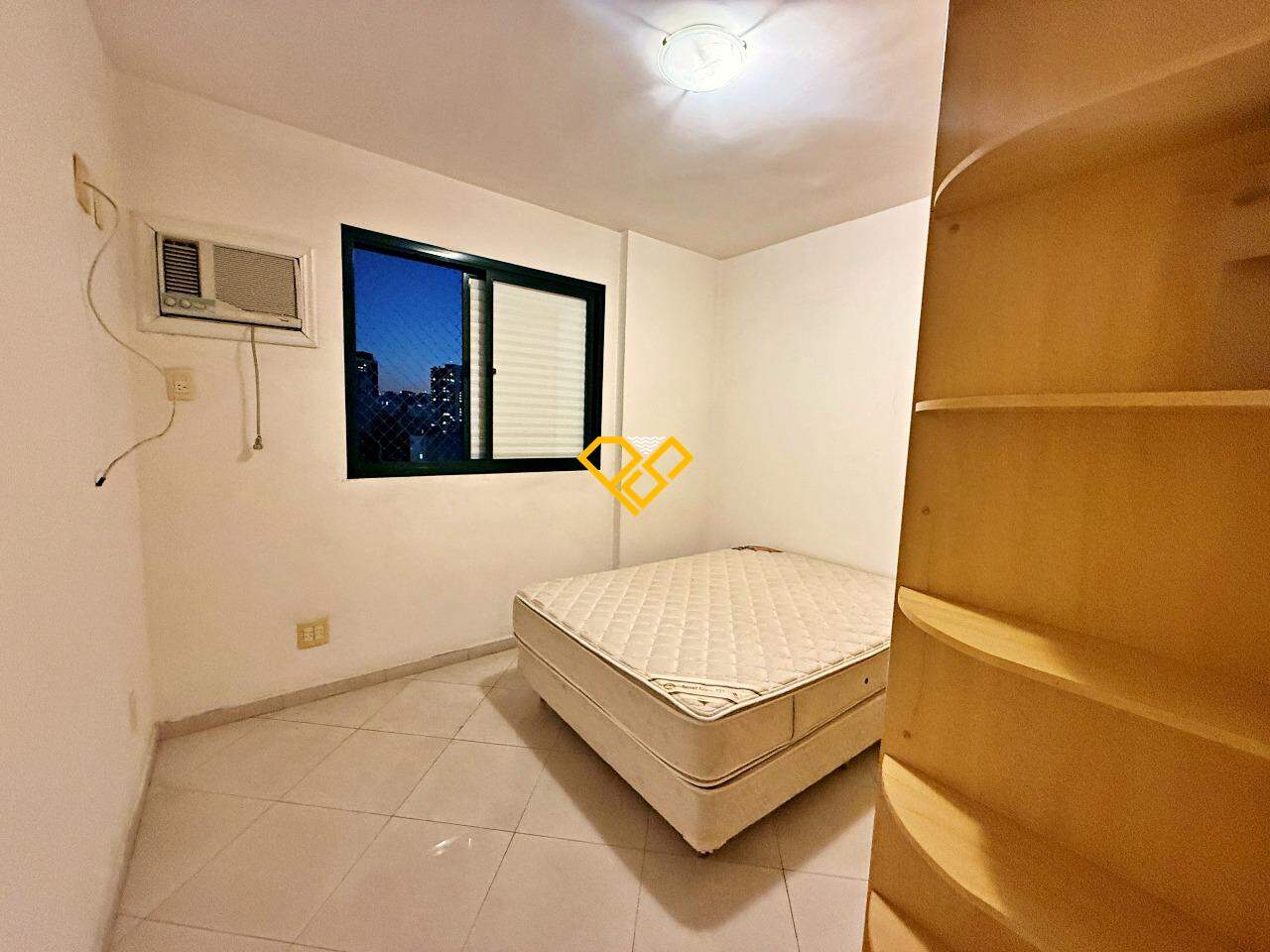 Apartamento à venda no Embaré: Dormitório 3