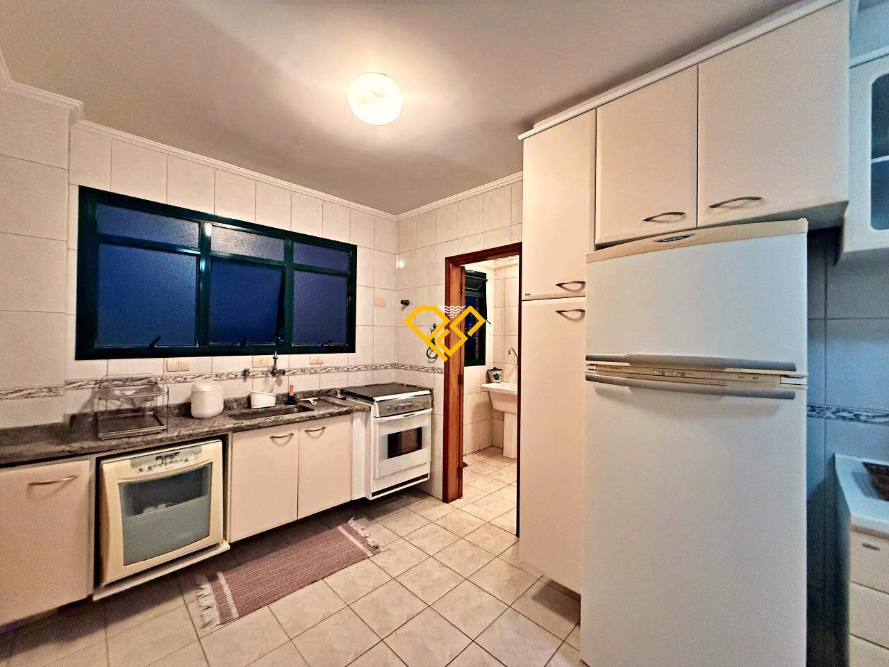 Apartamento à venda no Embaré: Cozinha