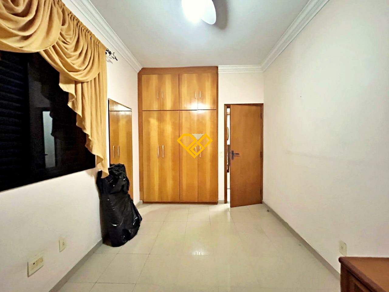 Apartamento para aluguel no Aparecida: Dormitório 2 - suíte