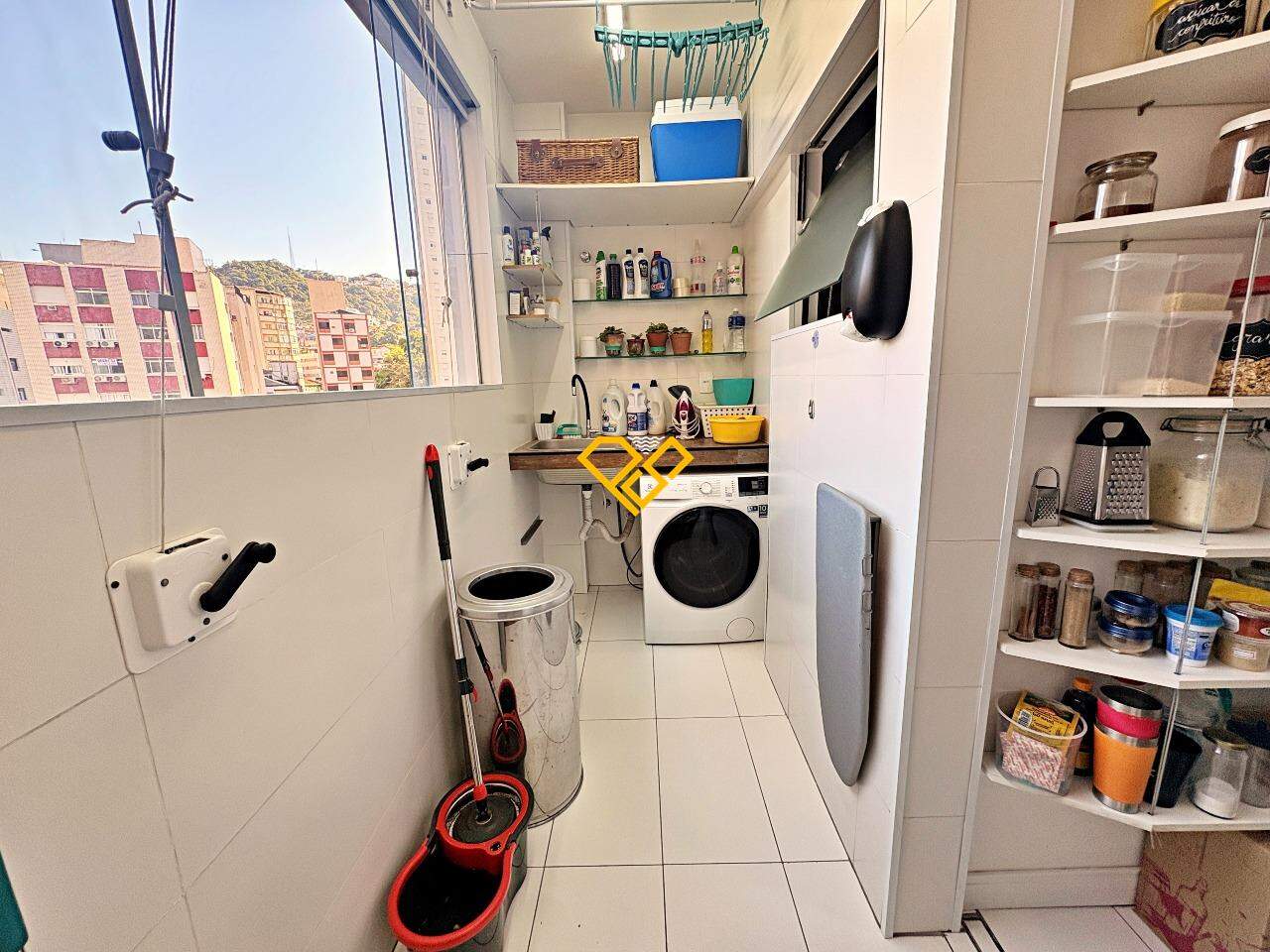 Apartamento para aluguel no José Menino: Área de serviço