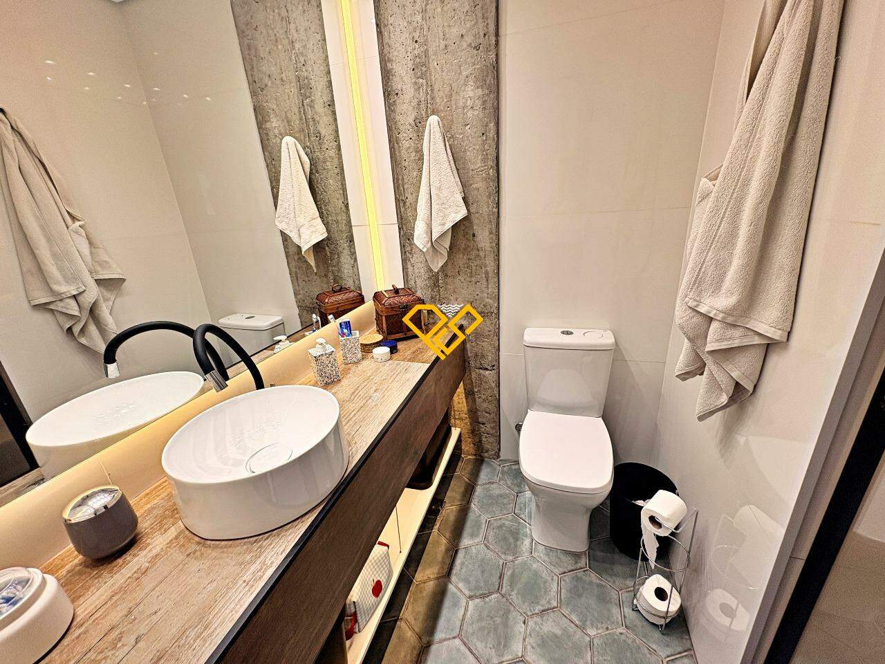 Apartamento para aluguel no José Menino: Wc suíte 1