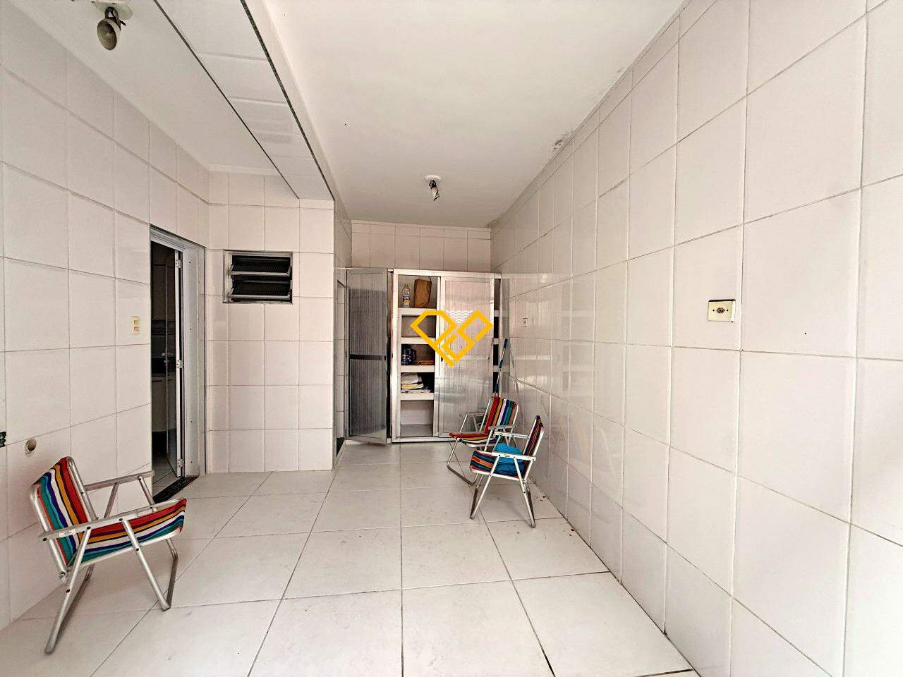 Casa à venda no Embaré: Área de serviço