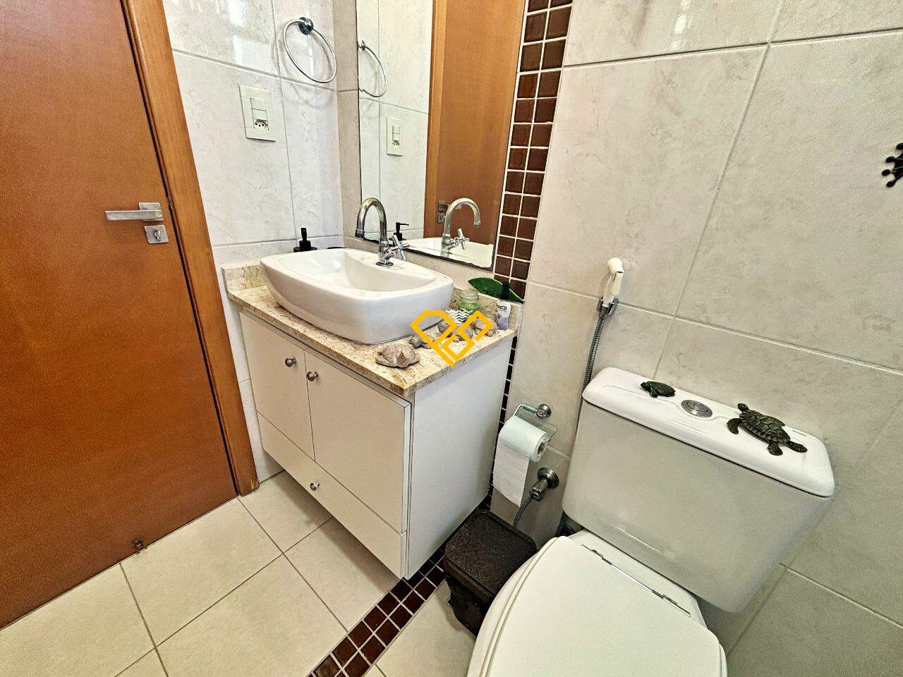 Apartamento à venda no Embaré: Wc social