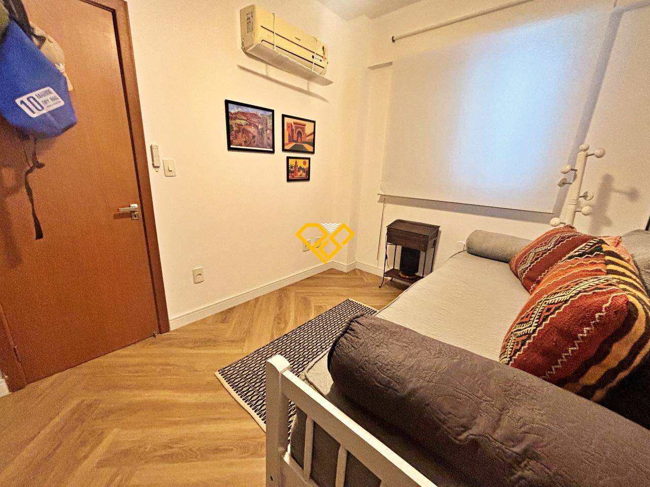 Apartamento à venda no Embaré: Dormitório 2