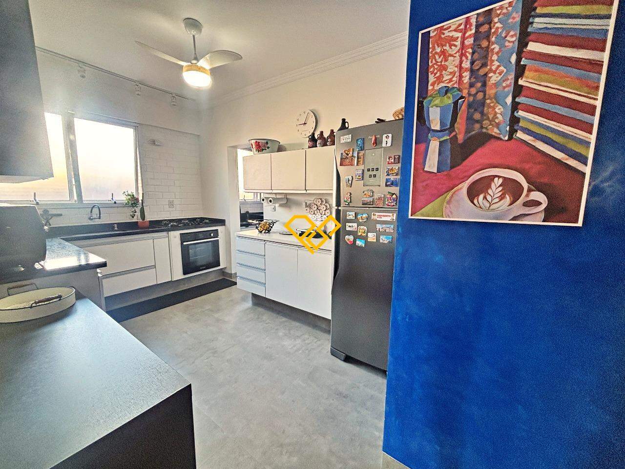Apartamento à venda no Embaré: Cozinha