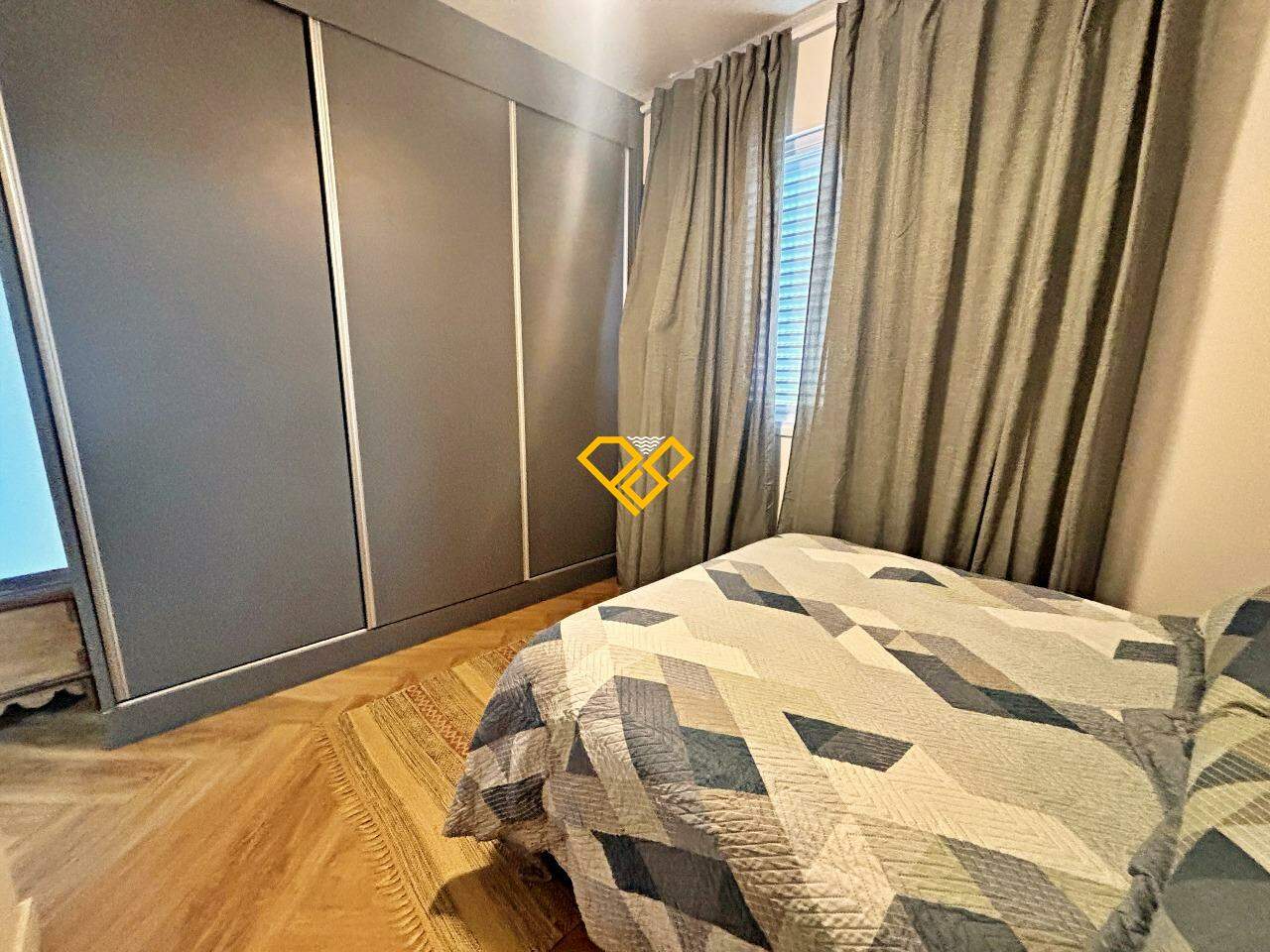 Apartamento à venda no Embaré: Dormitório 1 - suíte