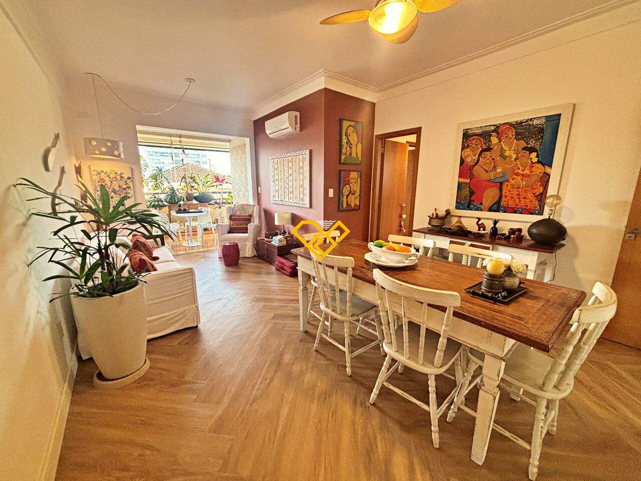 Apartamento à venda no Embaré: Sala