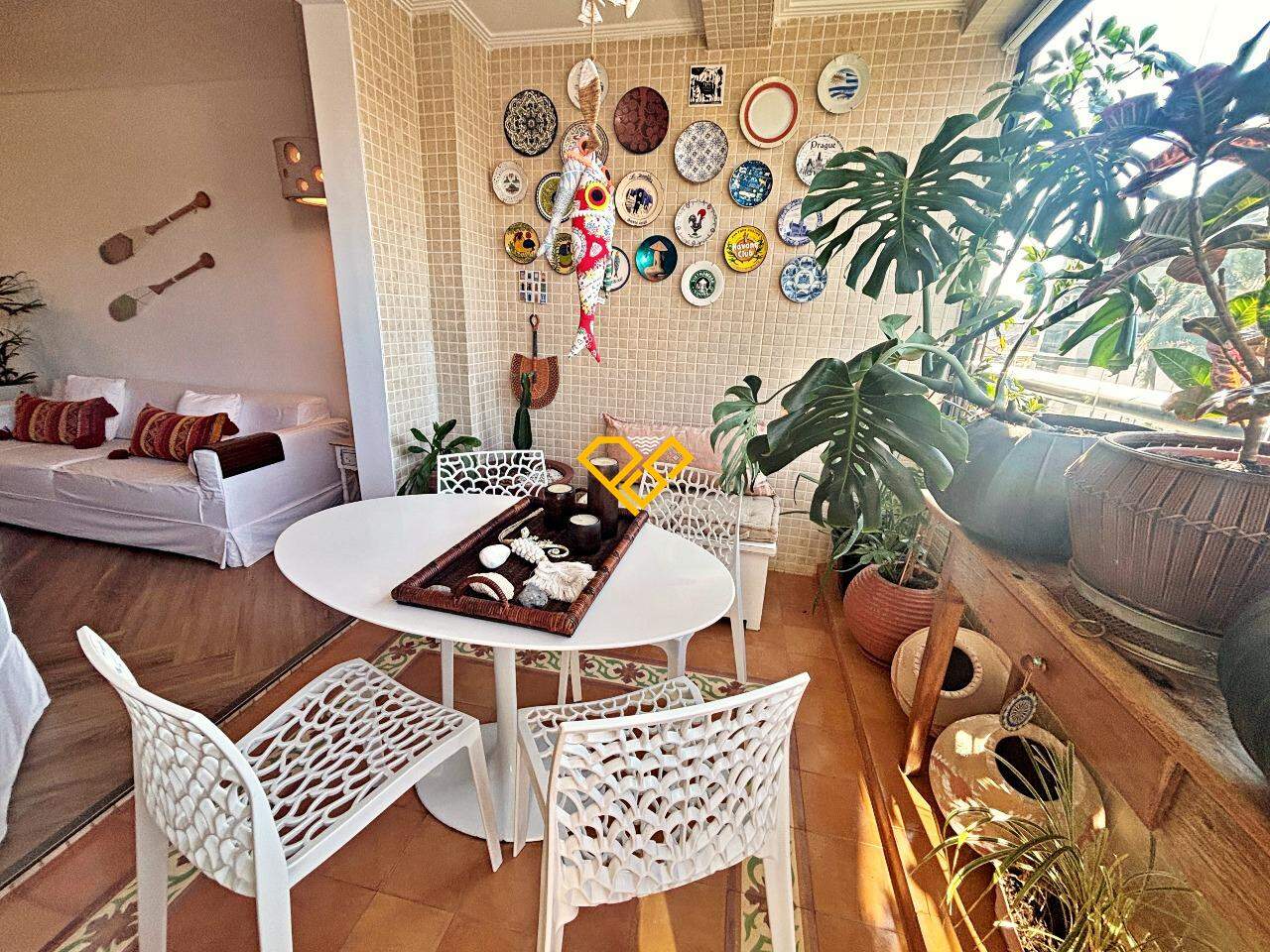 Apartamento à venda no Embaré: Varanda