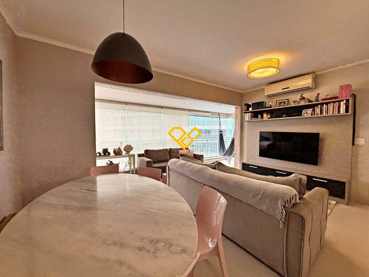 Apartamento à venda no Gonzaga: Sala